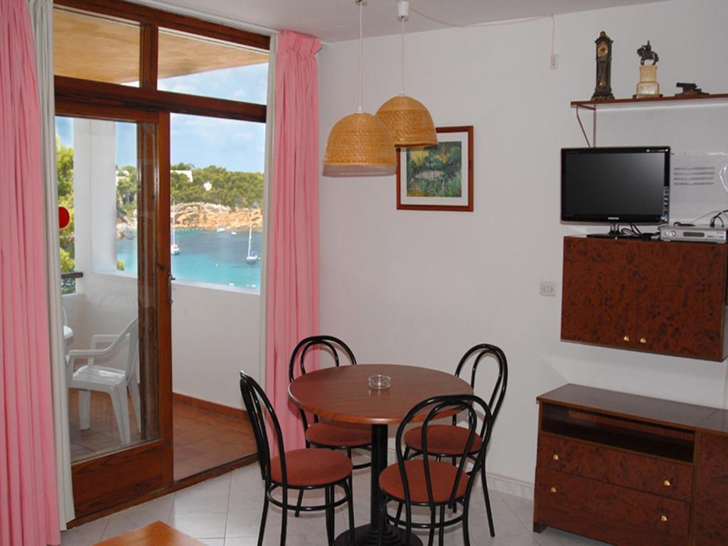 Apartamentos Del Rey Portinatx Exteriör bild